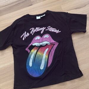 Zara Black Kids T-Shirt with Rainbow Graphic